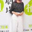 杨丞琳为《荼蘼》烫卷髮变普妹　被路人当空气 - 中时电子报
