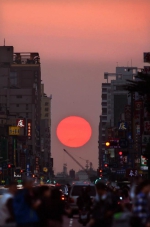 高雄青年路着名悬日美景　大年初一再度现身 - 中时电子报