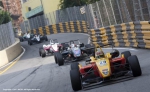 澳门最大型国际性赛事的澳门格兰披治大赛车(Macau Grand Prix)与澳门美食节都将在11月登场，游澳门，也能刺激又满足！(图/澳门旅游局提供) - 中时电子报