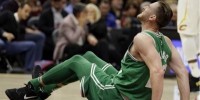 NBA》绿衫军海沃德 开幕战严重受伤 - 中时电子报