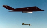 初代匿踪战机F-117再现51区 - 中时电子报