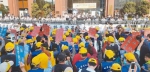 　高雄3万劳工大游行抗议台当局“过劳死”修正案 。(图片来源：台湾《联合报》) - 台湾新闻-中国新闻网