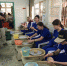 外籍生造访大坡国中 体验陶艺课 - 中时电子报