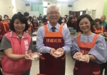 帮助菜农　新竹市境福社区包1.5万颗水饺助弱势 - 中时电子报