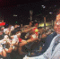 小劳勃献吻、班奈狄克玩穿越 新加坡7000粉丝疯狂 - 中时电子报