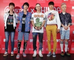 SHINee主唱钟铉惊传烧炭自杀 送医后不治 - 中时电子报
